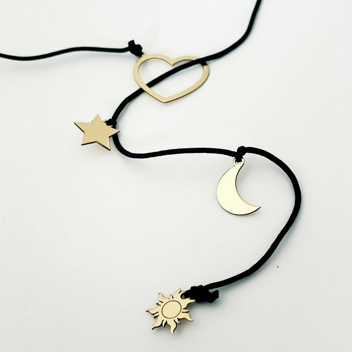 colier-lariat-y-4-pandantive-inima-si-3-piese-la-alegere-aur-galben-14k-cu-snur-rezistent-31145-4.jpeg