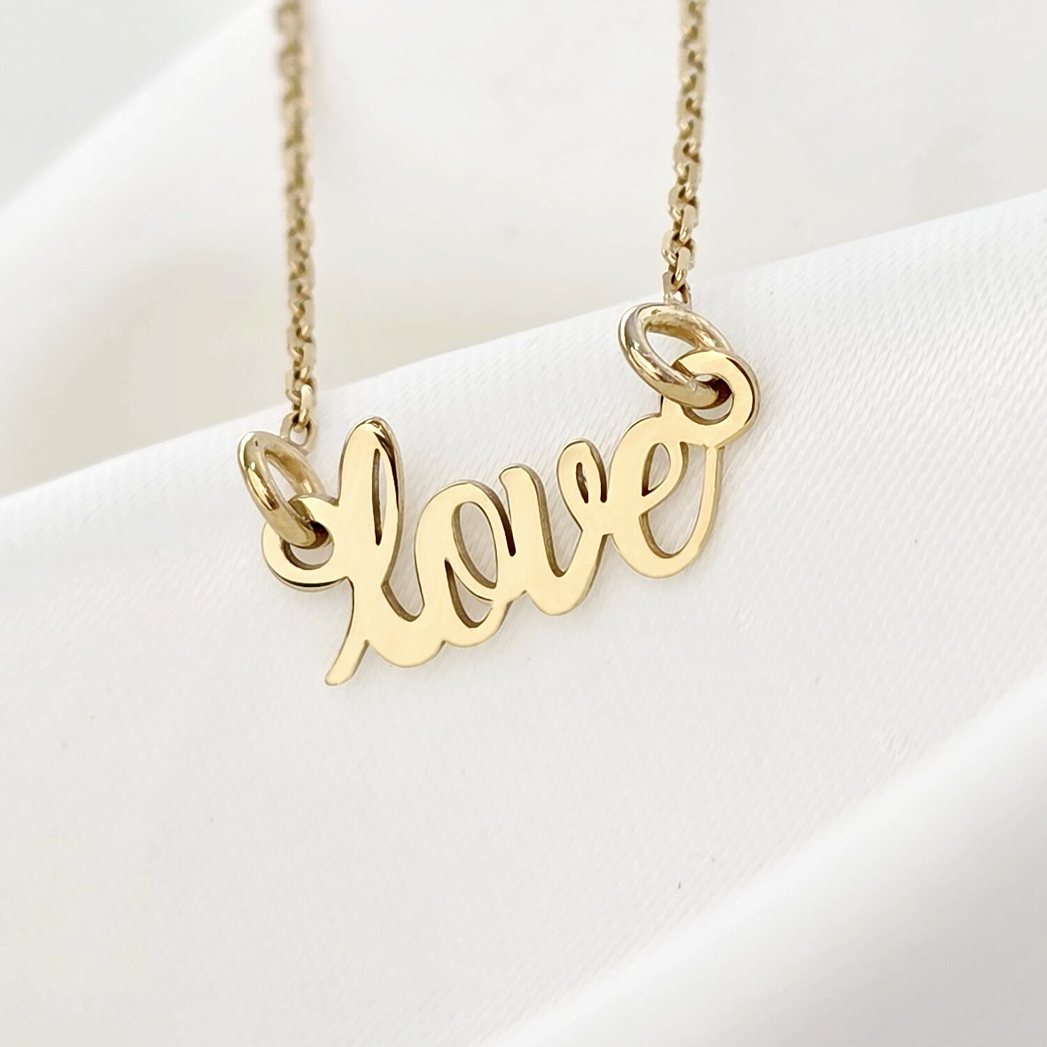 Lantisor cu pandantiv love - Argint 925 Placat cu Aur Galben 18K