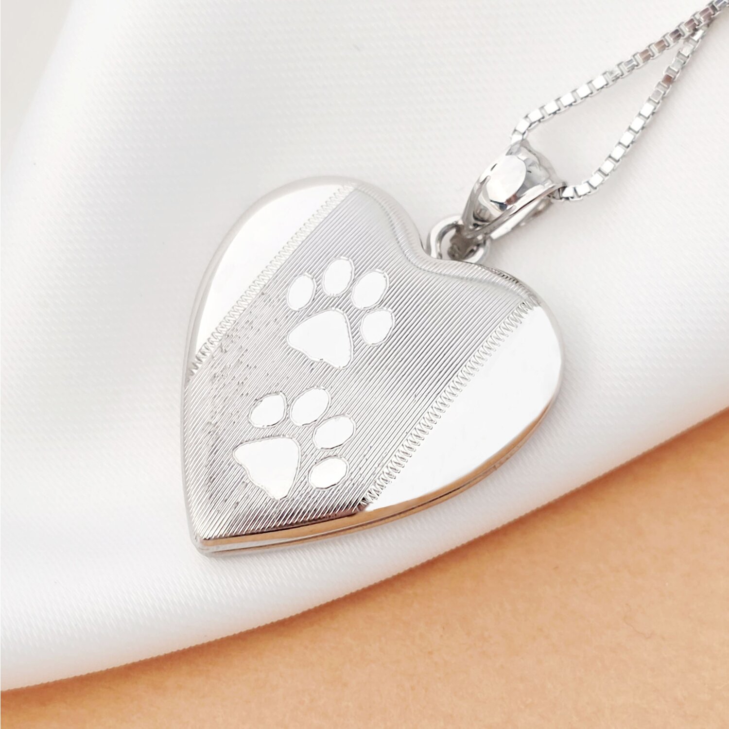Medalion inima cu poze in interior - Little Paws - Argint 925 Rodiat