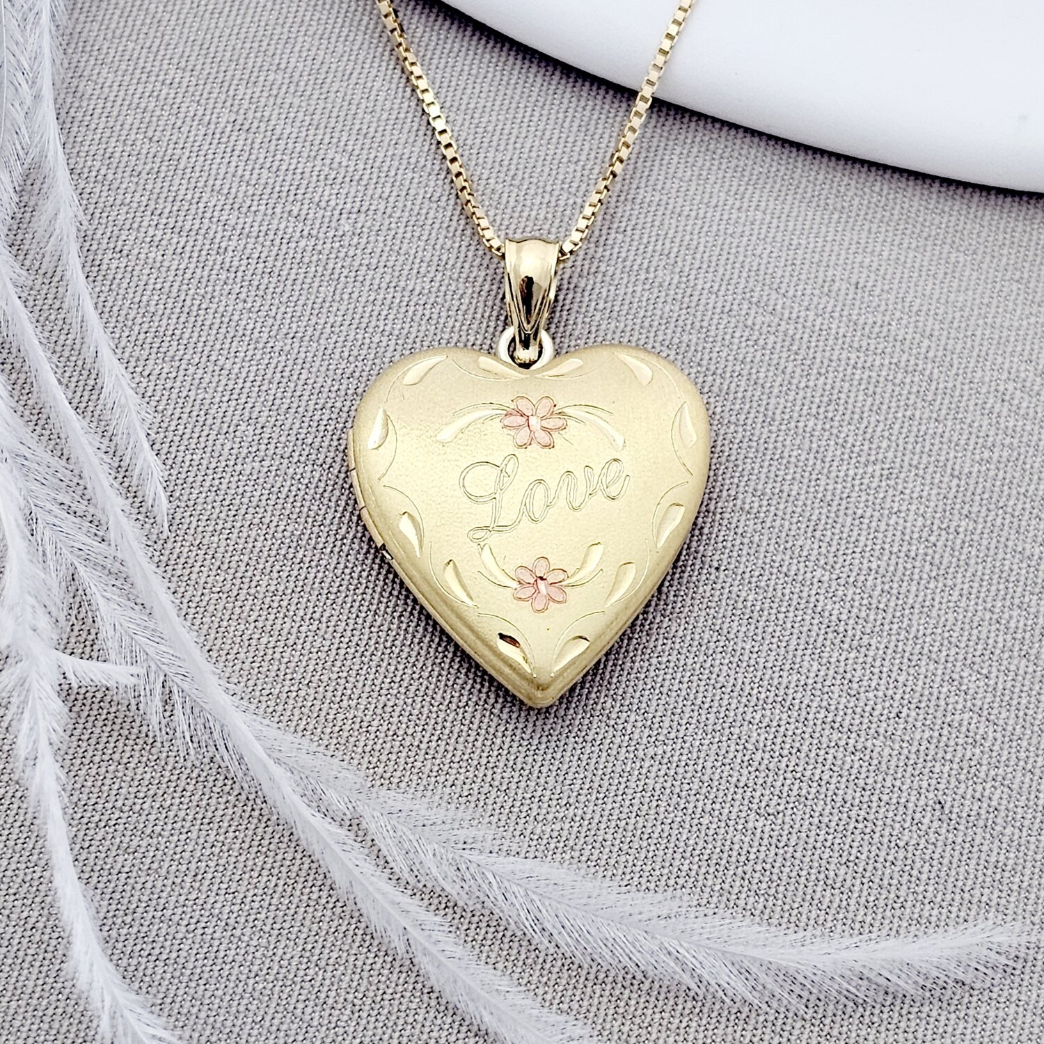 Medalion inima cu poze in interior - Love Blossoms - Argint 925 placat cu Aur Galben 18K